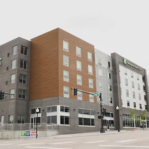 Holiday Inn Express & Suites - Omaha Downtown - Airport By Ihg